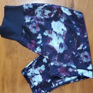 Lululemon Tranquil Crop 12